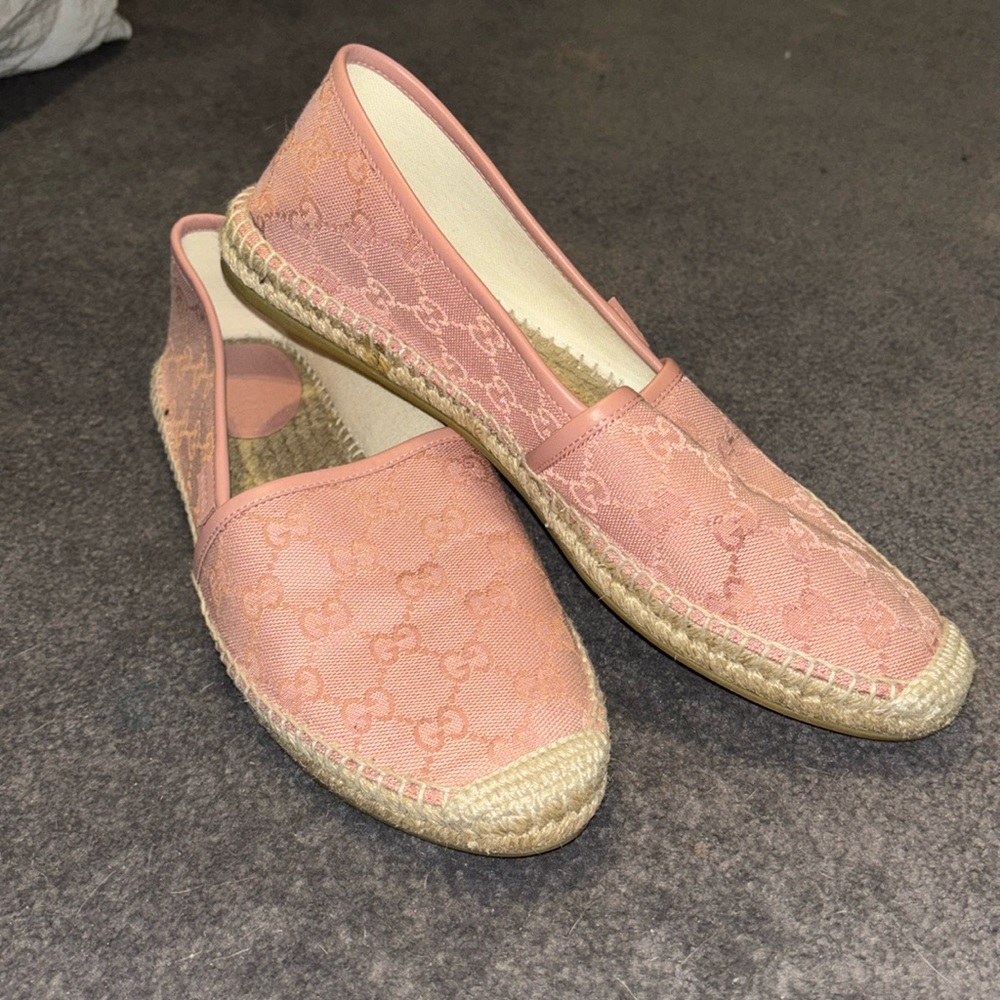 100% authentic Gucci shoes